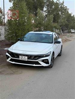 هیوندای ئەلەنترا